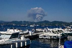 Wildfire Rages Near Saint-Tropez - South Of France