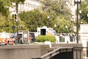 Man Arrested After Bomb Threat Near Capitol - Washington