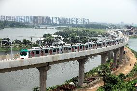 Metro rail makes test trip in Dhaka