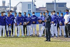 Baseball: New Dragons manager Tatsunami