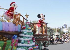 Christmas events at Tokyo Disney Resort