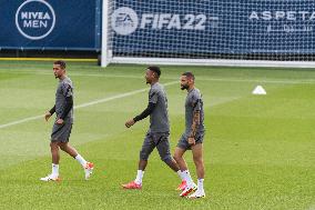 PSG Training Session - Saint-Germain-en-Laye