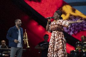 Global Citizen Live Paris - Angelique Kidjo and Ibrahim Maalouf