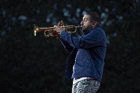 Global Citizen Live Paris - Angelique Kidjo and Ibrahim Maalouf