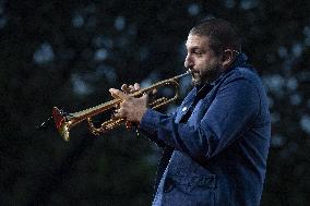 Global Citizen Live Paris - Angelique Kidjo and Ibrahim Maalouf