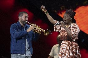 Global Citizen Live Paris - Angelique Kidjo and Ibrahim Maalouf