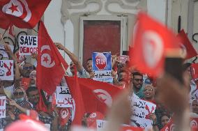 Thousands Rally Against President Saied - Tunis