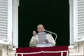 Pope Francis Weekly Angelus Prayer - Vatican