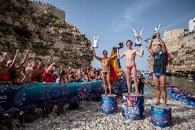 Red Bull Cliff Diving World Series - Gary Hunt