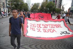 March For 43 Students Killed Seven Years Ago - Mexico