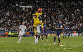 Champions League - PSG v Manchester City