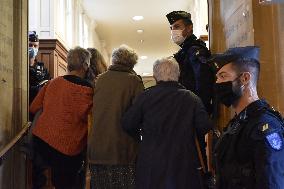Extradition Trial of 7 Ex-Italian Red Brigades - Paris