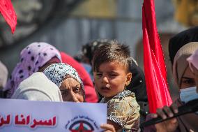 Women In Solidarity With The Prisoner Anhar Al-Deek - Gaza