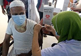 Second dose of moderna vaccination in Dhaka