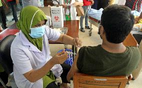 Second dose of moderna vaccination in Dhaka