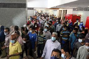 Second dose of moderna vaccination in Dhaka