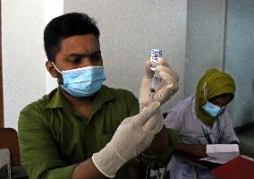Second dose of moderna vaccination in Dhaka