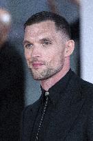 Venice - Mona Lisa And The Blood Moon Premiere AM