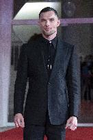 Venice - Mona Lisa And The Blood Moon Premiere AM