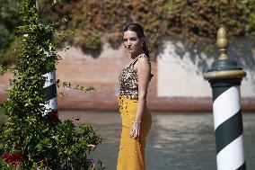 Venice - Arrivals Aurora Ruffino AM