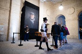 Public hommage to Jean-Paul Belmondo - Paris