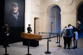 Public hommage to Jean-Paul Belmondo - Paris