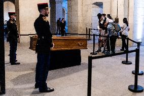 Public Homage to Jean-Paul Belmondo - Paris