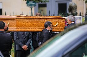 Jean-Paul Belmondo Funeral - Paris