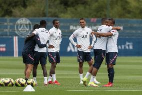 PSG Training Session - Saint Germain en Laye