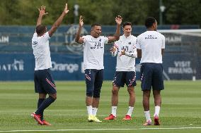 PSG Training Session - Saint Germain en Laye