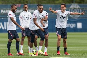 PSG Training Session - Saint Germain en Laye