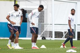 PSG Training Session - Saint Germain en Laye
