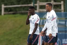 PSG Training Session - Saint Germain en Laye