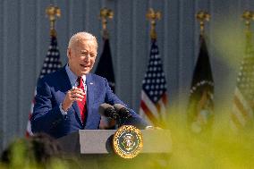 President Biden and First Lady Jill Biden Visit School