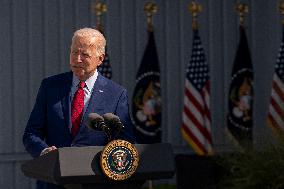 President Biden and First Lady Jill Biden Visit School