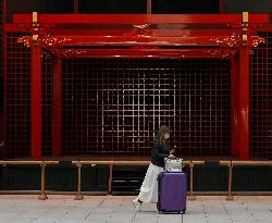 Quiet Haneda airport after global entry ban amid virus fear