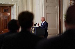 President Biden Defends Afghan Exit - Washington