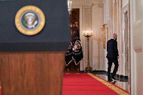 President Biden Defends Afghan Exit - Washington