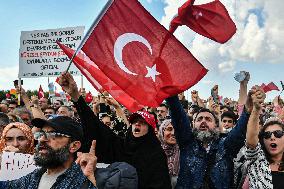 Protest Against Compulsory Vaccination - Istanbul