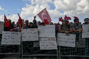 Protest Against Compulsory Vaccination - Istanbul