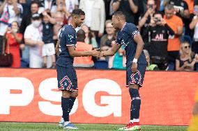 Ligue 1 - Paris Saint-Germain v Clermont - Paris