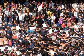 Ligue 1 - Paris Saint-Germain v Clermont - Fans - Paris.