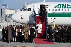 Pope Francis Touches Down In Budapest