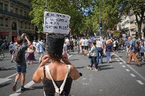 Protest Against Sanitary Pass And Vaccination - Toulouse