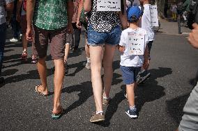 Protest Against Sanitary Pass And Vaccination - Toulouse