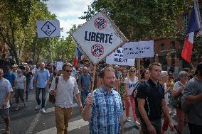 Protest Against Sanitary Pass And Vaccination - Toulouse