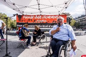 Rally To Oppose Change In Disability Allowances - Paris