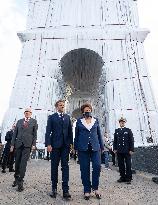 President Macron During Wrapped Arc De Triomphe Inauguration - Paris