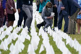 Nancy Pelosi commemorates COVID-19 victims - Washington