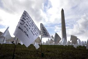 Nancy Pelosi commemorates COVID-19 victims - Washington